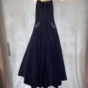 Navy blue prom dress size 3/4